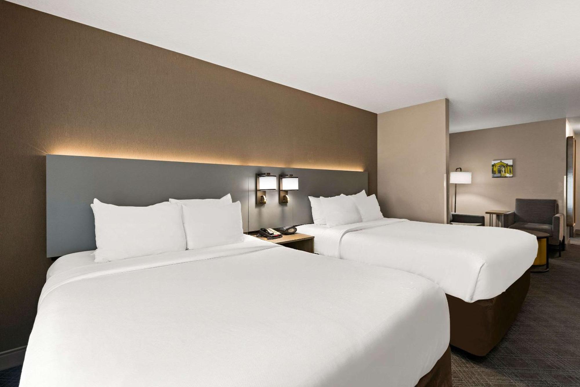 Comfort Suites Hudson I-94 Exteriör bild
